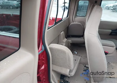 2000 Ford Ranger Xl/Xlt z USA, uszkodzony, nr VIN 1FTYR14V6YPB60391